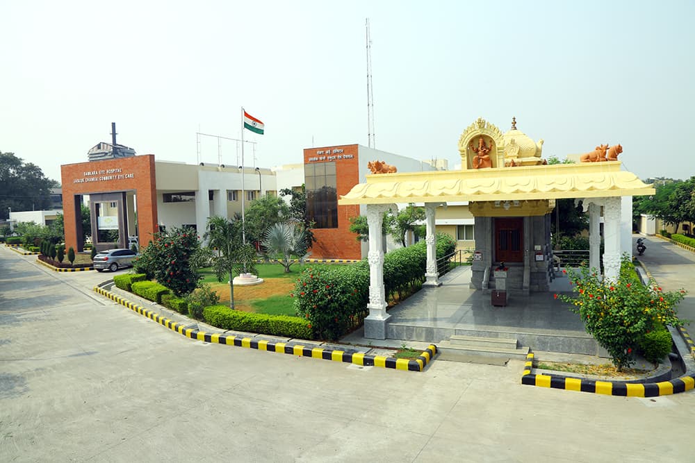 Sankara eye specialty hospital located in Kanpur